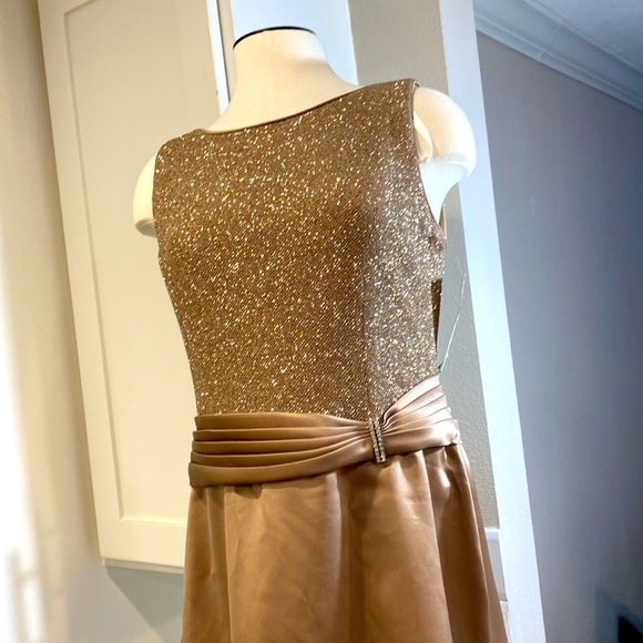 NWT Patra Taupe Dress with Glitter size 14 - Picture 2 of 16